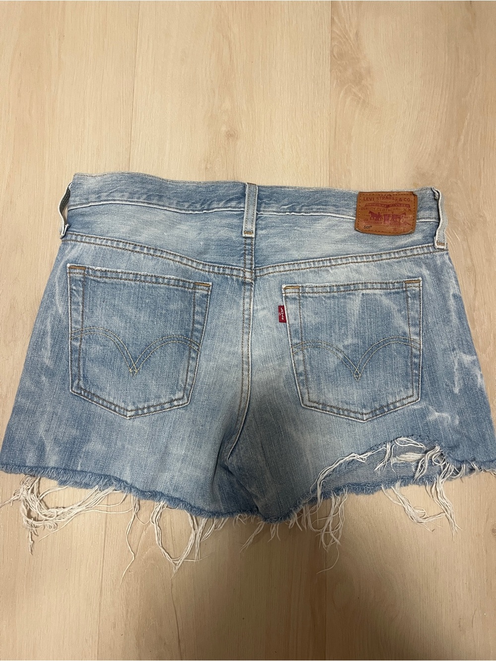 Vintage Levi's Light Blue acid wash Distressed Denim Jean Shorts🩵100% cotton